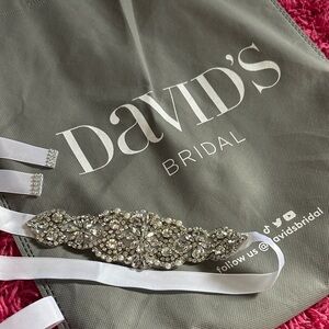 David's Bridal Sparkling Rhinestone Belt